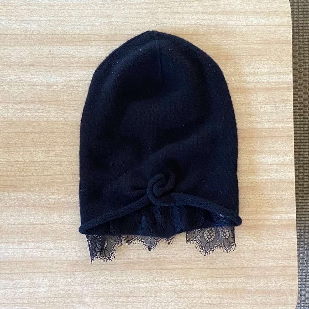 Black beanie with lace detail